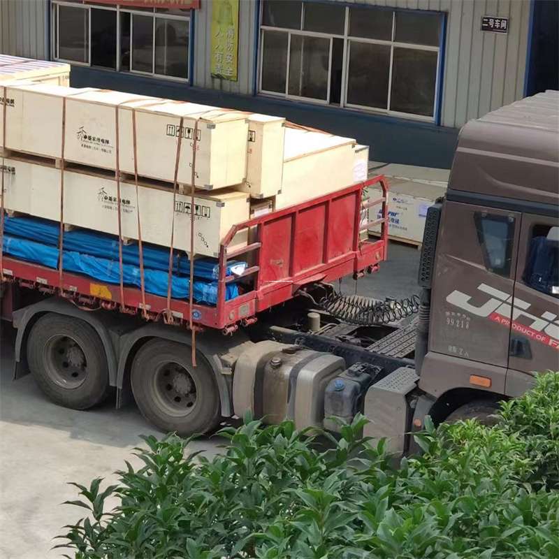 山西运城万荣县至新疆阿勒泰福海县物流专线，一站式服务，让您的货物畅行无忧